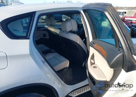 2011 BMW X6 xDrive35I z USA, uszkodzony, nr VIN 5UXFG2C50BLX06183